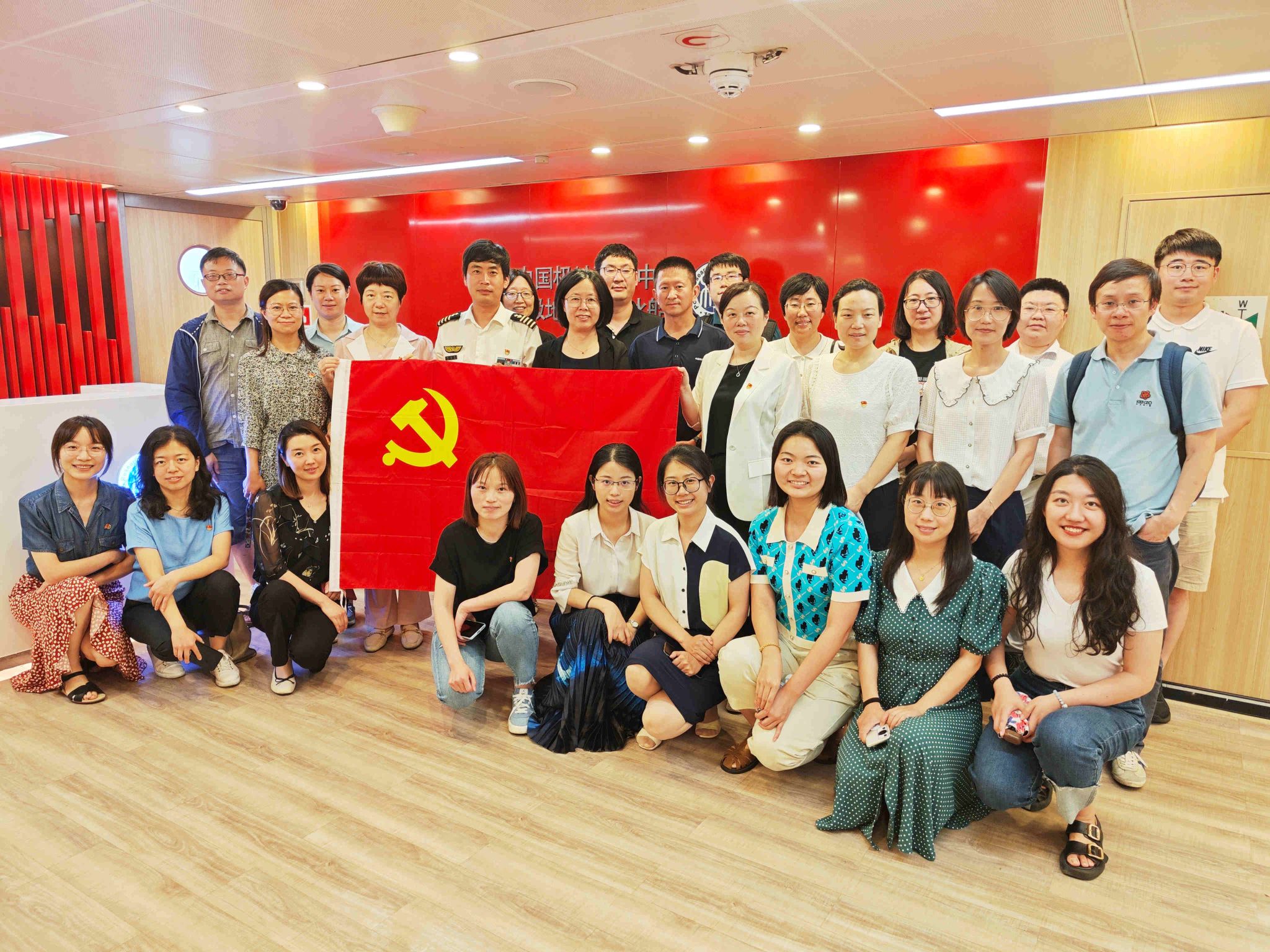 62c666af64d4db76a8bb663d3aee3a1_副本.jpg