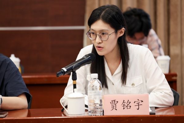 贾铭宇_副本.jpg